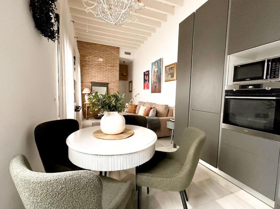 Atico Duplex Triana , Sevilla المظهر الخارجي الصورة